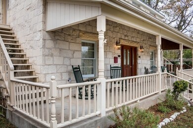 204 N Acorn St, Fredericksburg, TX 78624 - photo 5