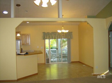 807 Ada Ct, Nampa, ID 83686 - photo 4