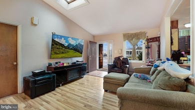 52 Post Ln, Levittown, PA 19054 - photo 3