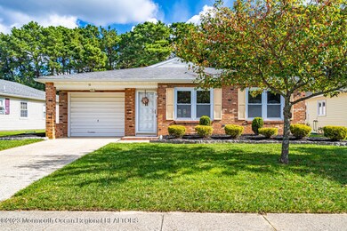 11 Lions Head Blvd S Brick-large-005-040