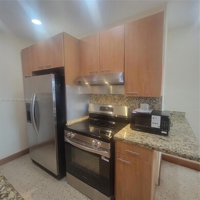 7400 Harding Ave unit 15, Miami Beach, FL 33141 - photo 4