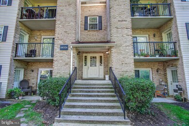 18324 Streamside Dr unit 302, Gaithersburg, MD 20879 - photo 7