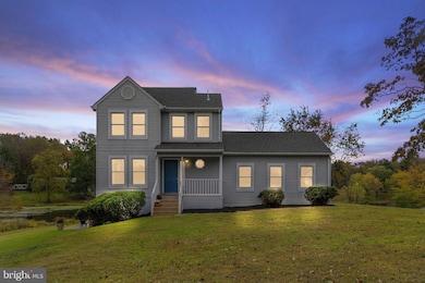 10637 Crest Hill Rd, Marshall, VA 20115 - photo 2