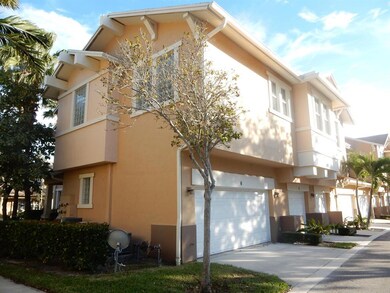 650 Pacific Grove Dr unit 6, West Palm Beach, FL 33401 - photo 3