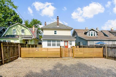 2562 Glen Echo Dr
