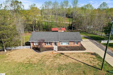 2442 Fews Bridge Rd, Greer, SC 29651 - photo 2