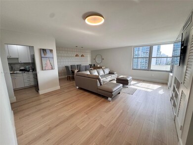 2899 Collins Ave unit 1212, Miami Beach, FL 33140 - photo 2