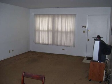 1362 S Glen Cir unit E, Aurora, IL 60506 - photo 4