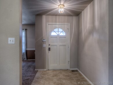 205 Sherlyn Ln, Sapulpa, OK 74066 - photo 3