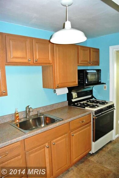 3904 Elm Ave, Baltimore, MD 21211 - photo 5