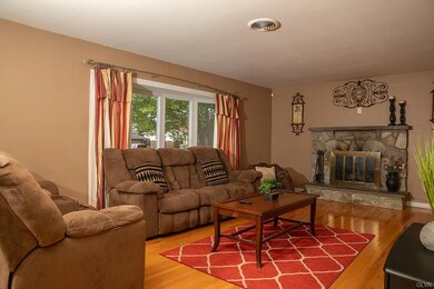 1131 W Highland St, Whitehall, PA 18052 - photo 2