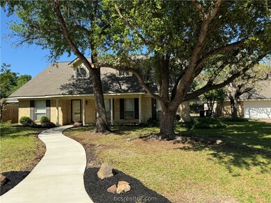 1807 Shadowwood Dr, College Station, TX 77840 - photo 3