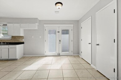 13803 S Hickory St, Glenpool, OK 74033 - photo 6