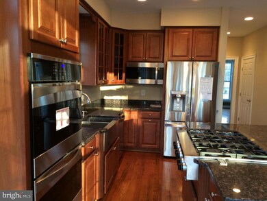 100 Woodfield Dr, Spotsylvania, VA 22553 - photo 3