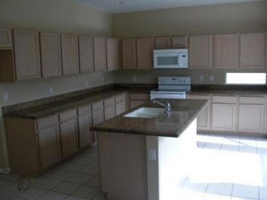 1061 Center Stone Ln, Riviera Beach, FL 33404 - photo 3