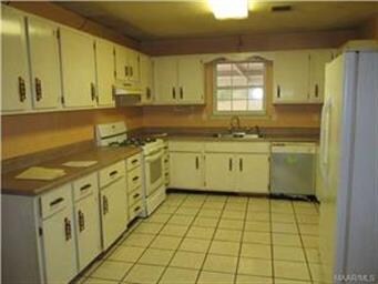 103 Patrick St, Prattville, AL 36067 - photo 4