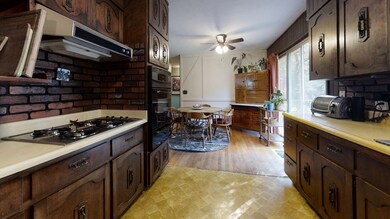 2270-Effie-Ln-Niles-MI-49120-Kitchen