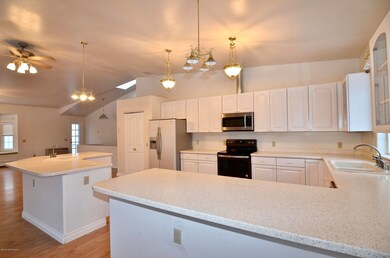 1417 W 25th Ave unit A, Anchorage, AK 99503 - photo 6