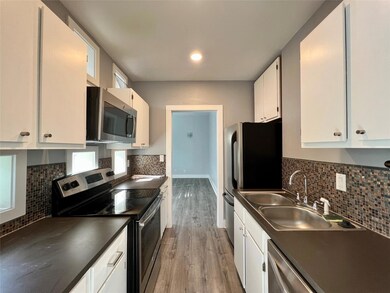 5215 Goodwin Ave unit B, Dallas, TX 75206 - photo 6