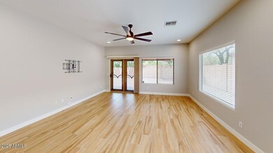 21222-n-94th-ln-living-room1