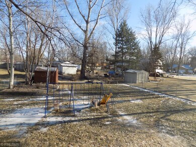 Fenced back yard plus storage shed!