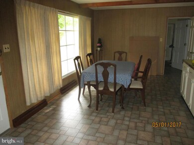 35670 Aviation Yacht Club Rd, Mechanicsville, MD 20659 - photo 3