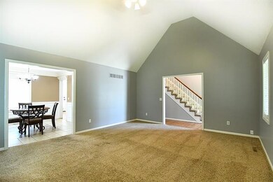 223 SW Marsh Wren St, Lees Summit, MO 64082 - photo 5