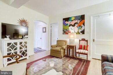 1901 N Rhodes St unit 41, Arlington, VA 22201 - photo 6