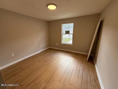 5422 Quail Creek Cir, Biloxi, MS 39532 - photo 3