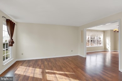 10511 Aspen Wood Ct, Manassas, VA 20110 - photo 6