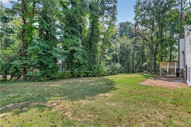 783 Lost Creek Cir, Stone Mountain, GA 30088 - photo 3