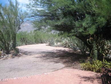 5239 N Valley View Rd, Tucson, AZ 85718 - photo 5