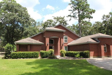 8818 Diamante Dr, Magnolia, TX 77354 - photo 2