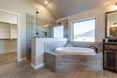 606 Mill Rd, Springtown, TX 76082 - photo 3