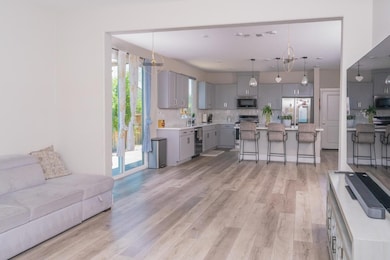 22 E Funderburg Blvd, Tracy, CA 95391 - photo 3