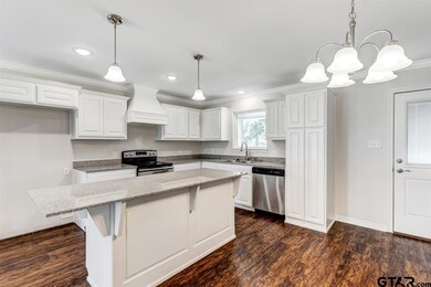 2801 2801 Sara St, Tyler, TX 75701 - photo 4