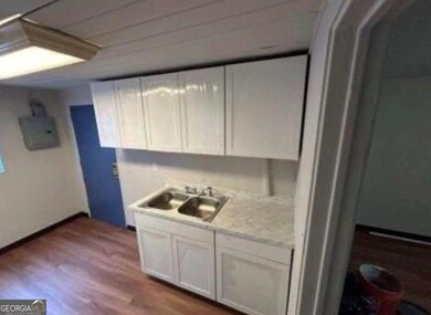 1514 E Society Ave unit B, Albany, GA 31705 - photo 2