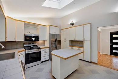 3278 Embry Hills Dr unit 2, Atlanta, GA 30341 - photo 6