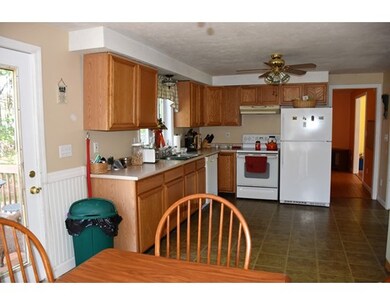 2 Burns Ln, Charlton, MA 01507 - photo 5