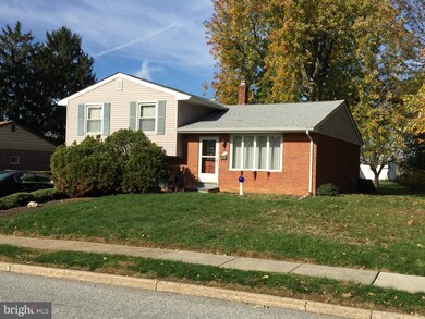 1432 Sandwood Rd, Conshohocken, PA 19428 - photo 2