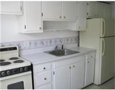 42 Gates St unit 1, Boston, MA 02127 - photo 3