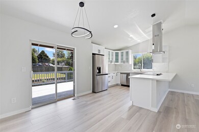 10909 17th Place W, Everett, WA 98204 - photo 3