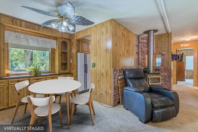 27 dining staged