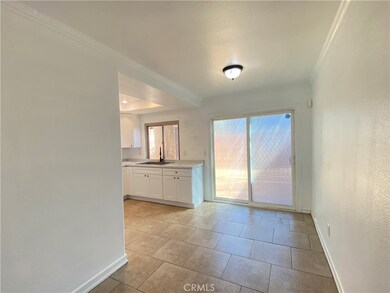12215 Carnation Ln unit B, Moreno Valley, CA 92557 - photo 5