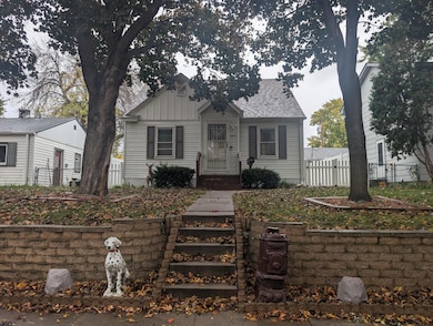 5027 6th St NE, Columbia Heights, MN 55421 - photo 4