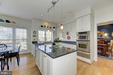 8507 Capo Ct, Vienna, VA 22182 - photo 7