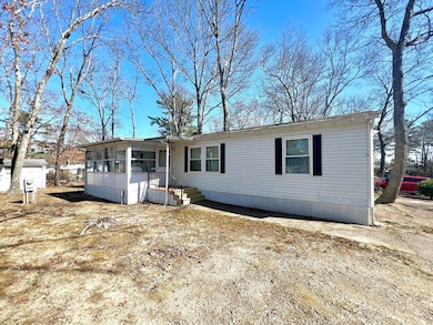 114 Dolittle Ln, Wareham, MA 02576 - photo 2