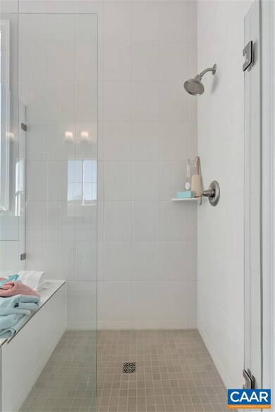 K2C 11 Osprey Dr unit K2C 11, Scottsville, VA 22947 - photo 5