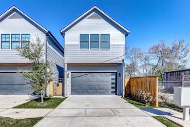 211 E 32nd St unit B, Houston, TX 77018 - photo 2