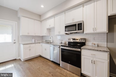 711 E Preston St, Baltimore, MD 21202 - photo 6